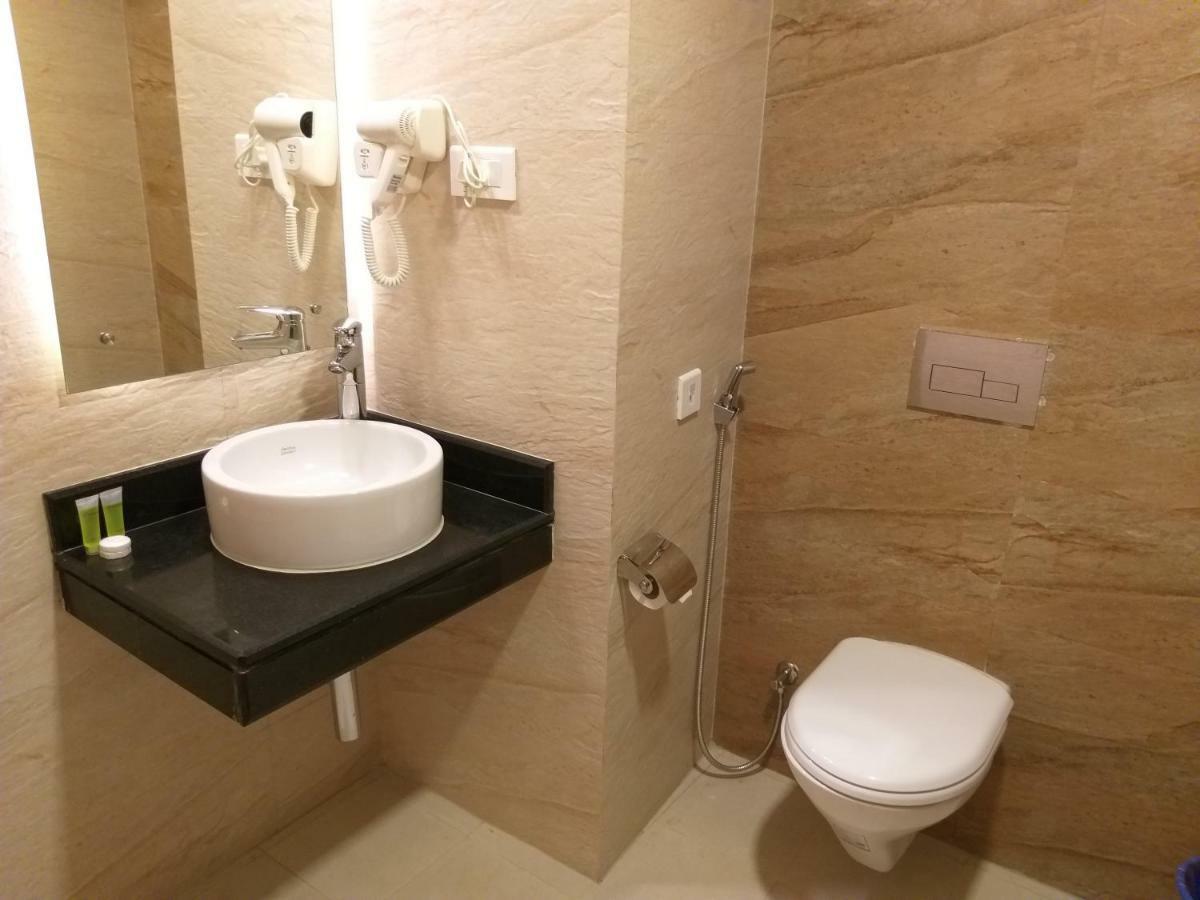 Hotel Mala بوكْرا المظهر الخارجي الصورة